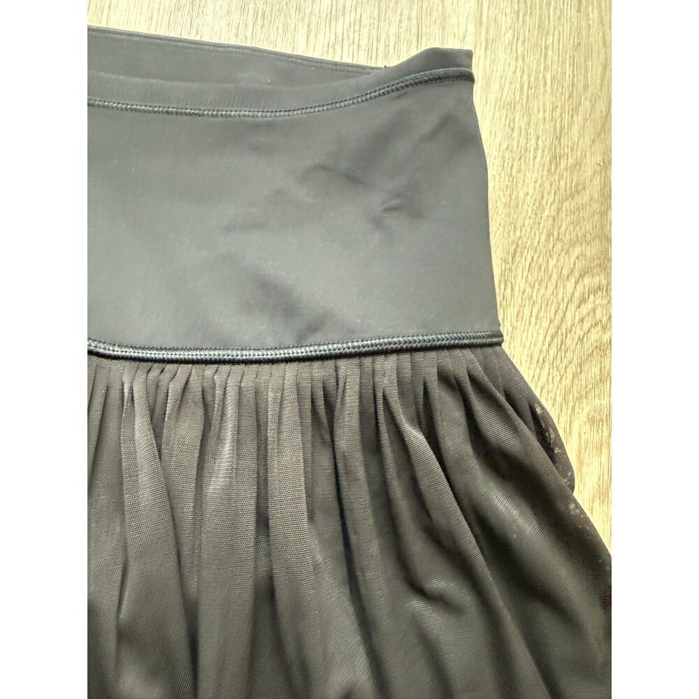 Athleta A Game Mesh Skort 13.5", Black Size XXS, athleisure, sporty - Picture 2 of 8